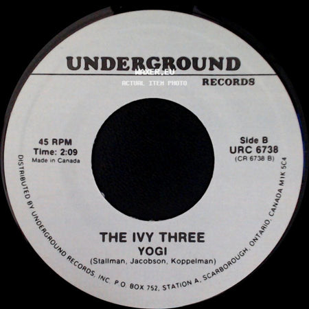 The Intrigues / The Ivy Three - In A Moment / Yogi side B