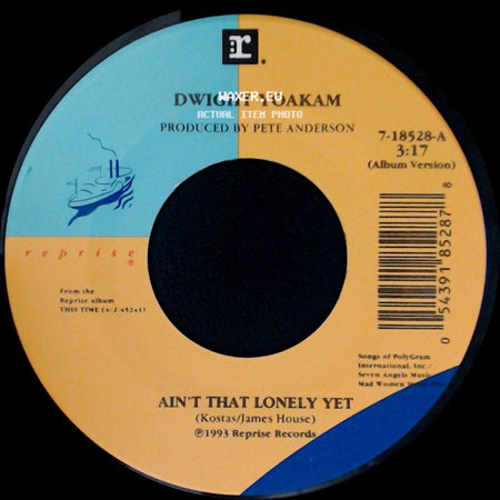 Dwight Yoakam - A Thousand Miles From Nowhere / Ain't That Lonely Yet side B