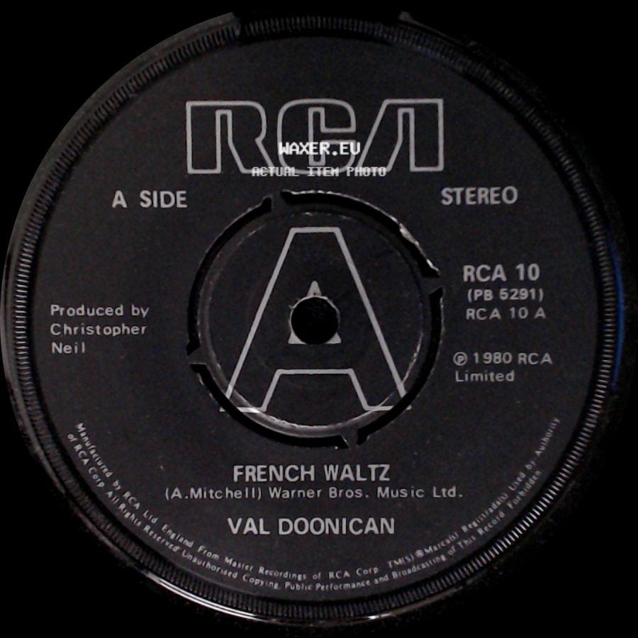 Val Doonican - French Waltz / Follow Me side A