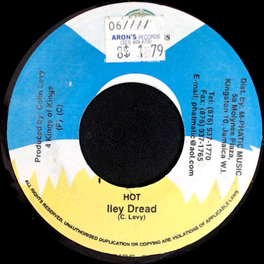 Iley Dread / Capleton Feat Moses I - Hot / Crazy Look side A