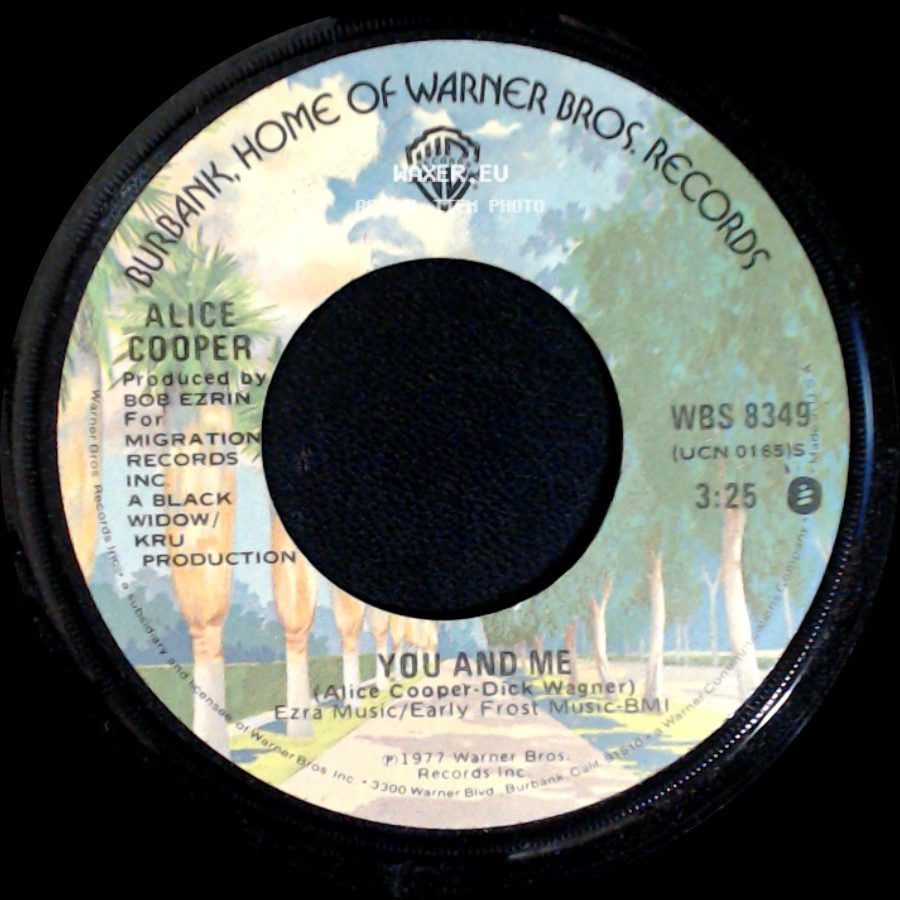 Alice Cooper - You And Me / It's Hot Tonight side A