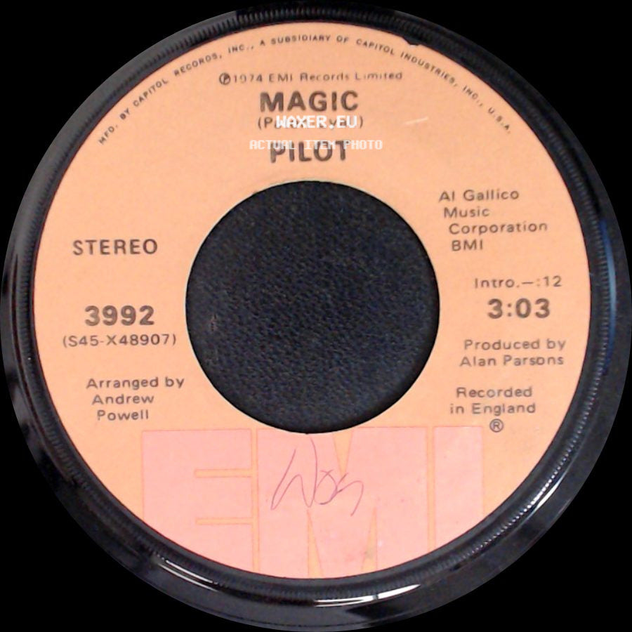 Pilot - Just Let Me Be / Magic side B