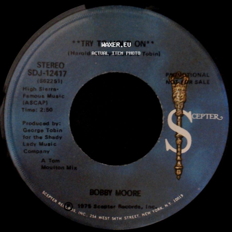 Bobby Moore - Try To Hold On / Try To Hold On (Disco Version) side A