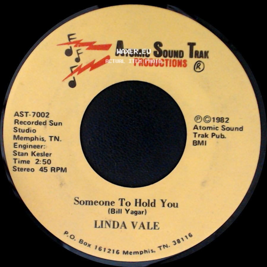 Linda Vale - Someone To Hold You / The Love Of My Life side A