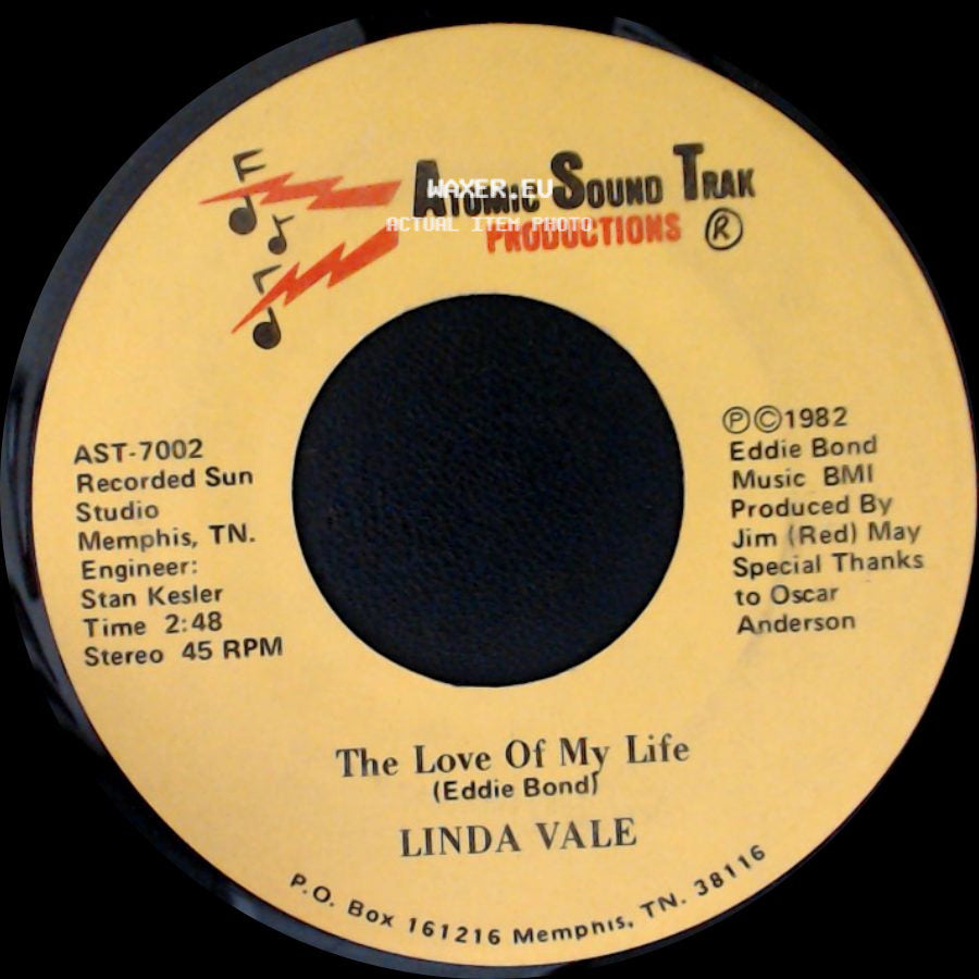Linda Vale - Someone To Hold You / The Love Of My Life side B
