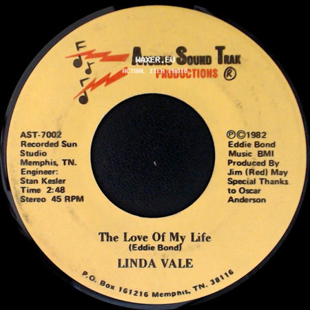 Linda Vale - Someone To Hold You / The Love Of My Life side B
