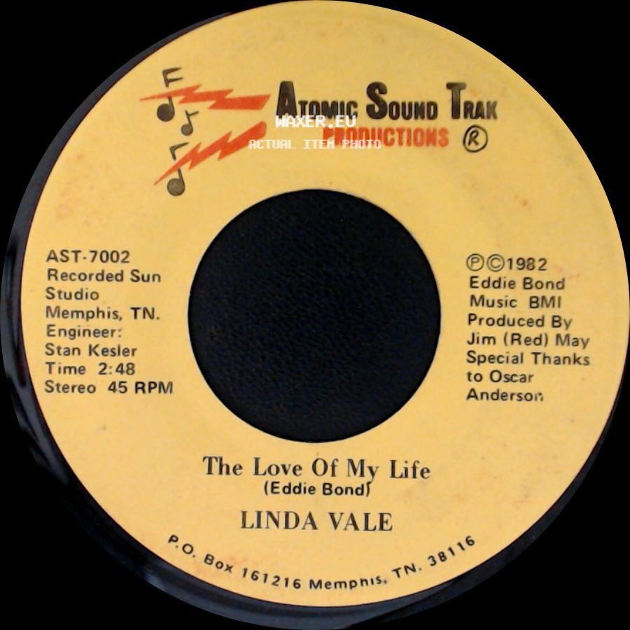 Linda Vale - Someone To Hold You / The Love Of My Life side B