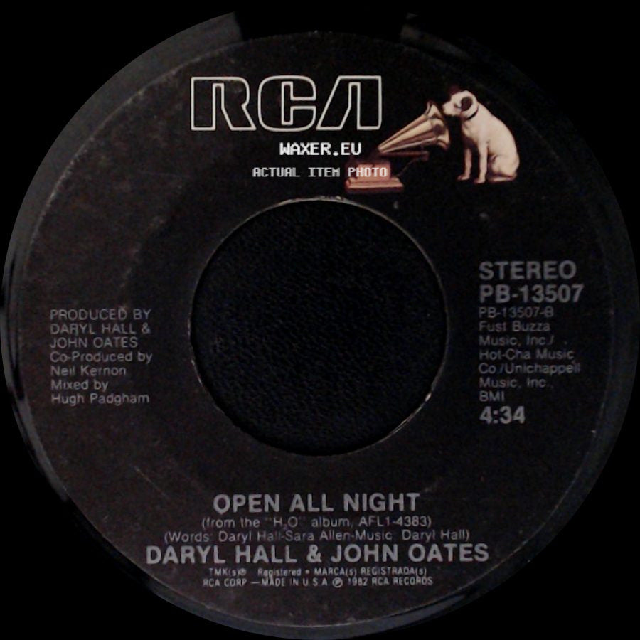 Daryl Hall & John Oates - Family Man / Open All Night side B