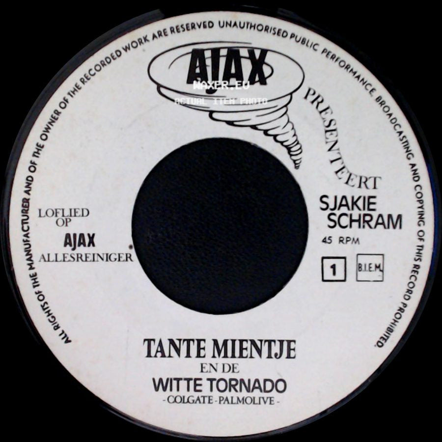 Tante Mientje En De Witte Tornado / Sjakie Schram - Sjakie Schram / De Polonaise side A