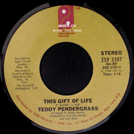 Teddy Pendergrass - Can't We Try / This Gift Of Life side B