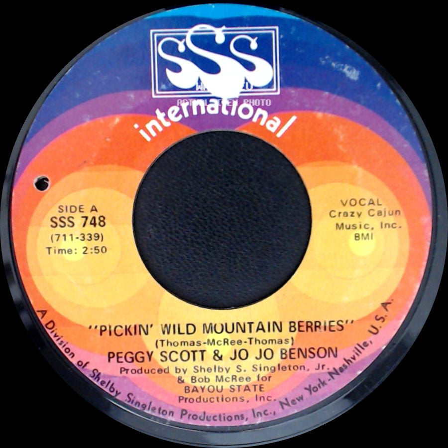 Peggy Scott & Jo Jo Benson - Pickin' Wild Mountain Berries / Pure Love And Pleasure side A