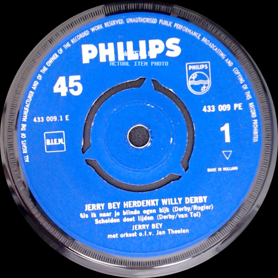 Jerry Bey / Jerry Bey Herdenkt Willy Derby - Herdenkt Willy Derby / Hallo Bandoeng / Aan De Muur Van 't Oude Kerkhof side A