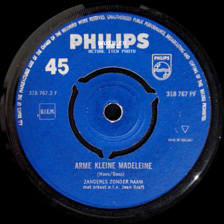 Zangeres Zonder Naam - Rij Voorzichtig..... / Arme Kleine Madeleine side B