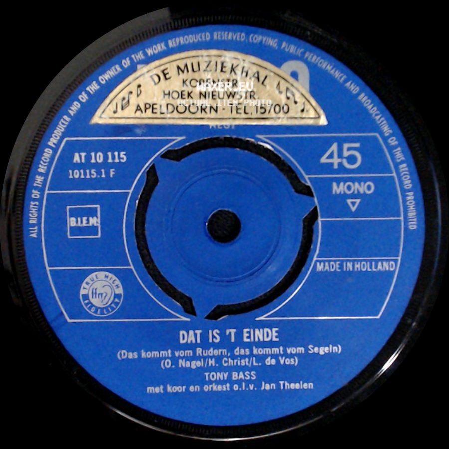 Tony Bass - En Van Je Hoempa Hoempa / Dat Is 't Einde side B