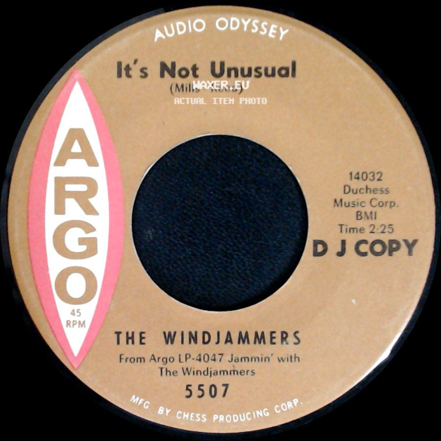 The Windjammers - It's Not Unusual / Von Ryan March side A
