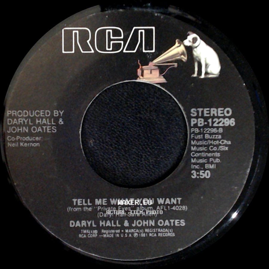 Daryl Hall & John Oates - Private Eyes / Tell Me What You Want side B