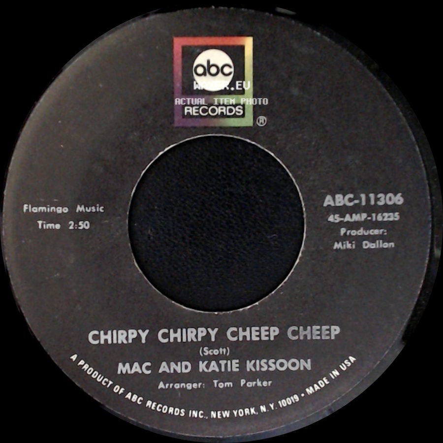 Mac And Katie Kissoon - Walking Around / Chirpy Chirpy Cheep Cheep side B