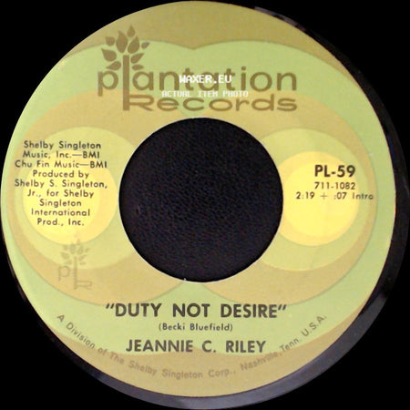 Jeannie C. Riley - Holdin' On / Duty Not Desire side B