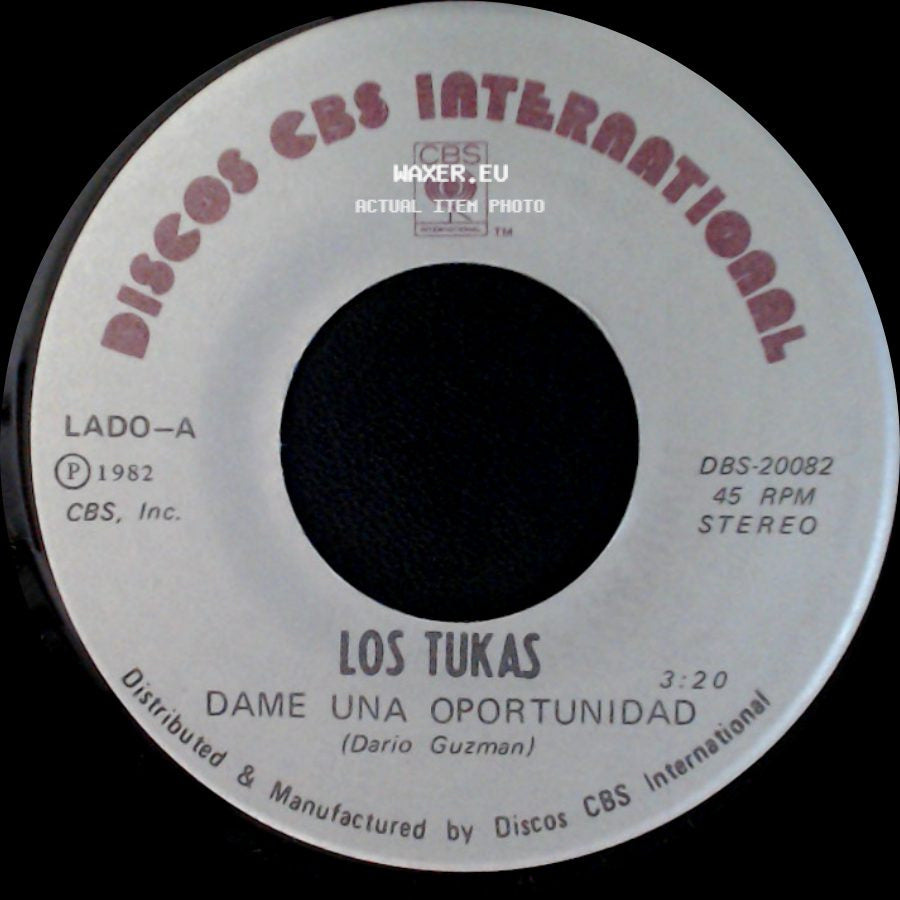 Los Tukas - Dame Una Oportunidad / Tu Y Las Nubes side A