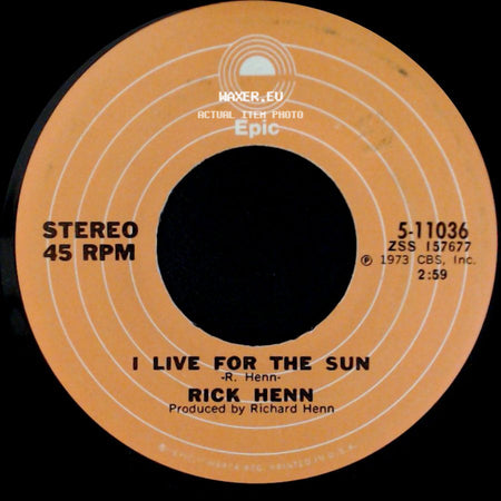 Rick Henn - Girl On The Beach / I Live For The Sun side B