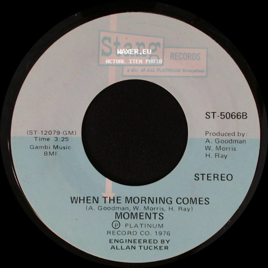 Moments - Nine Times / When The Morning Comes side B