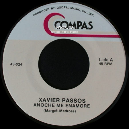 Xavier Passos - Anoche Me Enamore / Año Nuevo Vida Nueva side A