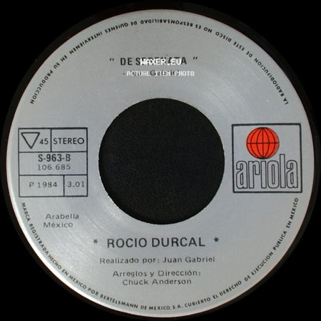 Rocio Durcal - De Serenata / Diferentes side A