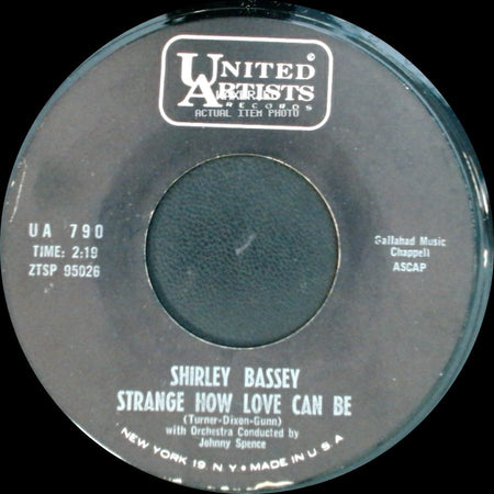 Shirley Bassey - Strange How Love Can Be / Goldfinger side A