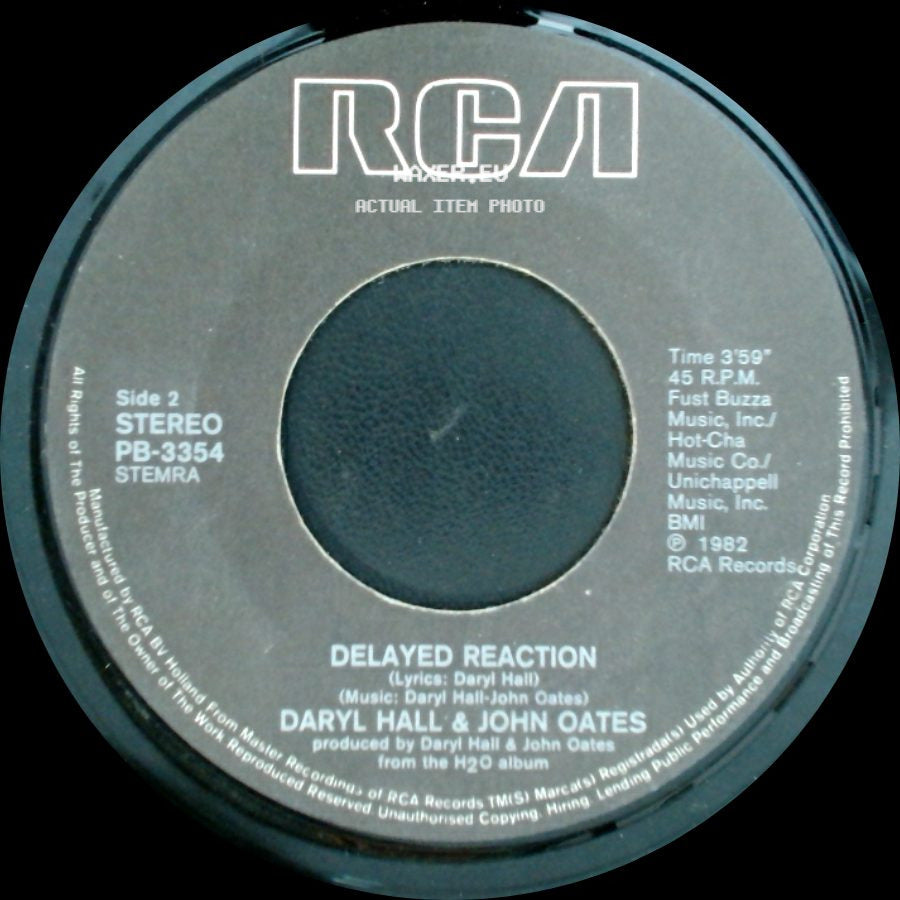 Daryl Hall & John Oates - Maneater / Delayed Reaction side B