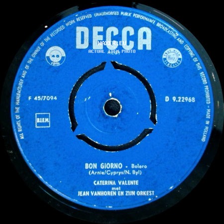 Caterina Valente Met Jean Vanhoren En Zijn Orkest / Caterina Valente - Bon Giorno / Sweetheart, My Darling, Mijn Schat side A