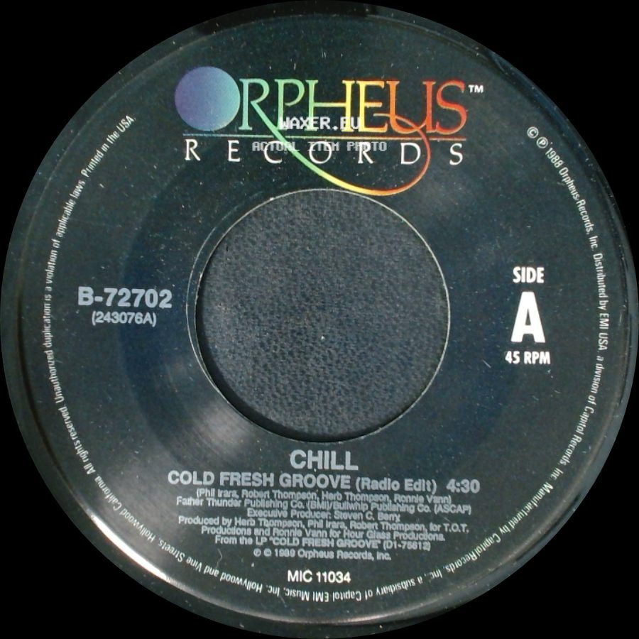 Chill - Cold Fresh Groove (Radio Edit) / Cold Fresh Groove (Underground Radio Mix) side A