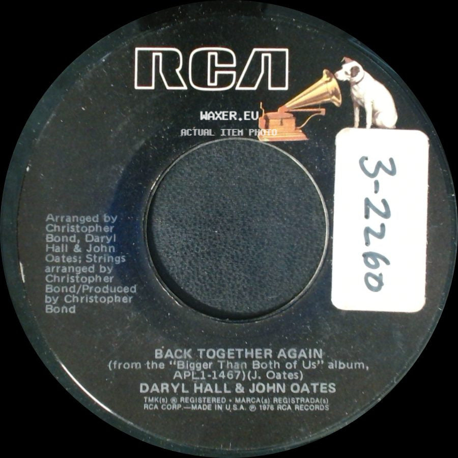 Daryl Hall & John Oates - Back Together Again / Room To Breathe side A