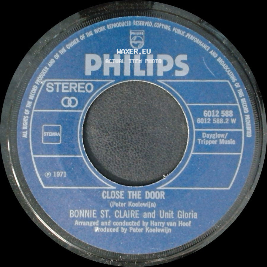 Bonnie St. Claire And Unit Gloria - I Won't Stand Between Them / Close The Door side B