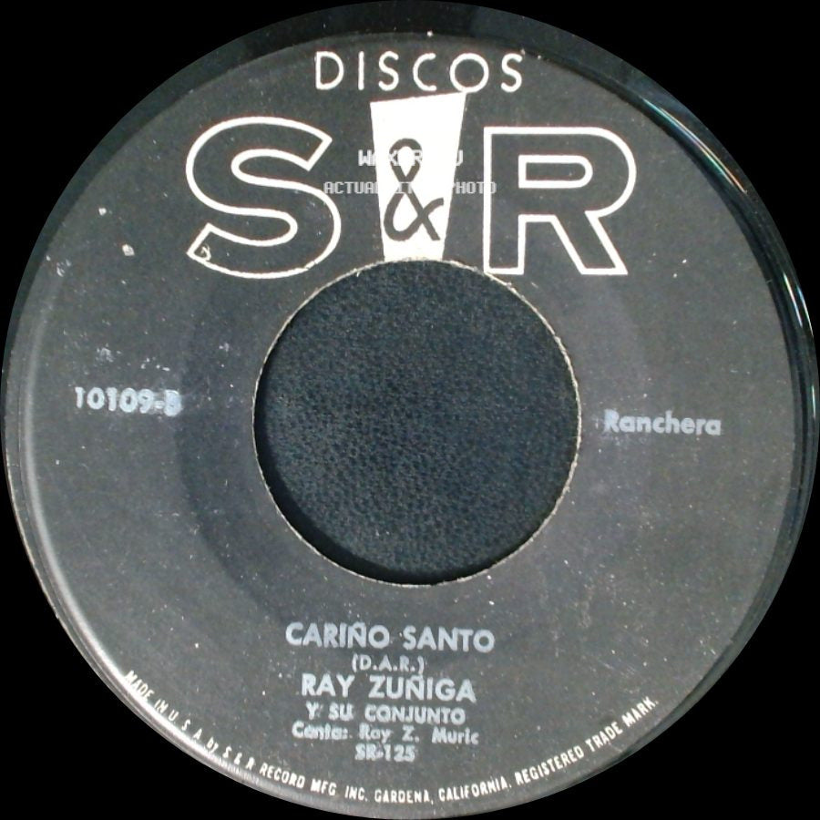 Ray Zuñiga Y Su Conjunto - La Guera Presumida / Cariño Santo side B