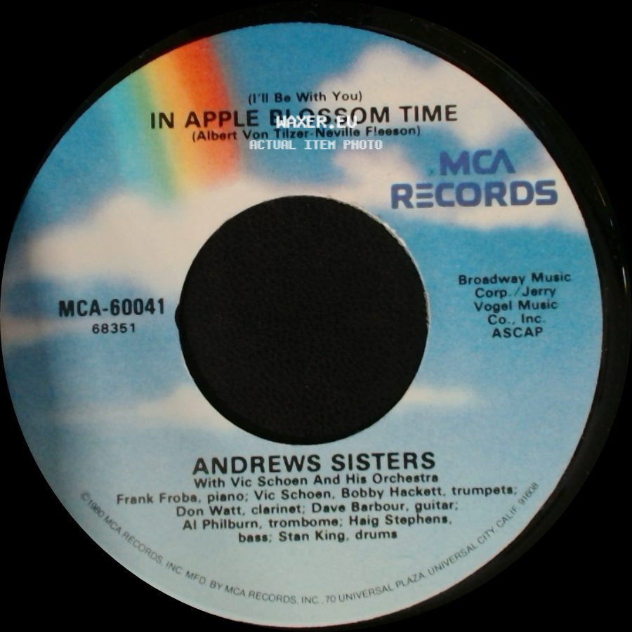 Andrews Sisters - (I'll Be With You) In Apple Blossom Time / Bei Mir Bist Du Schon (Means That You're Grand) side A