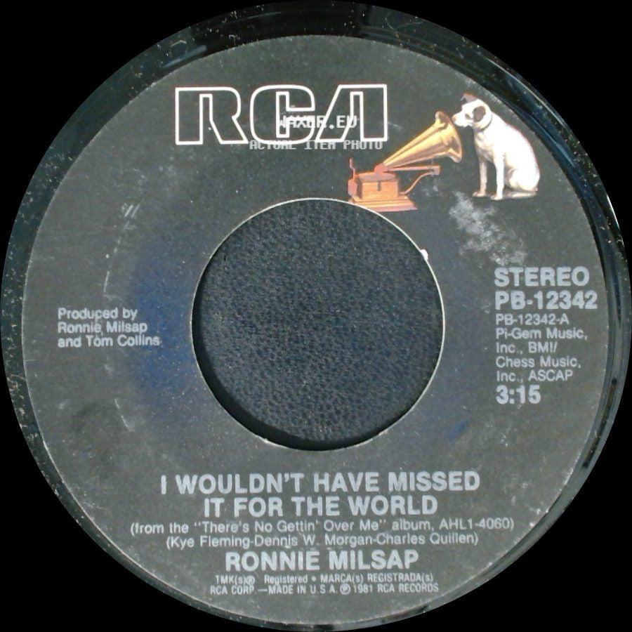 Ronnie Milsap - It Happens Every Time (I Think Of You) / I Wouldn't Have Missed It For The World side B