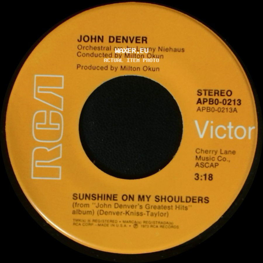 John Denver - Sunshine On My Shoulders / Around And Around side A