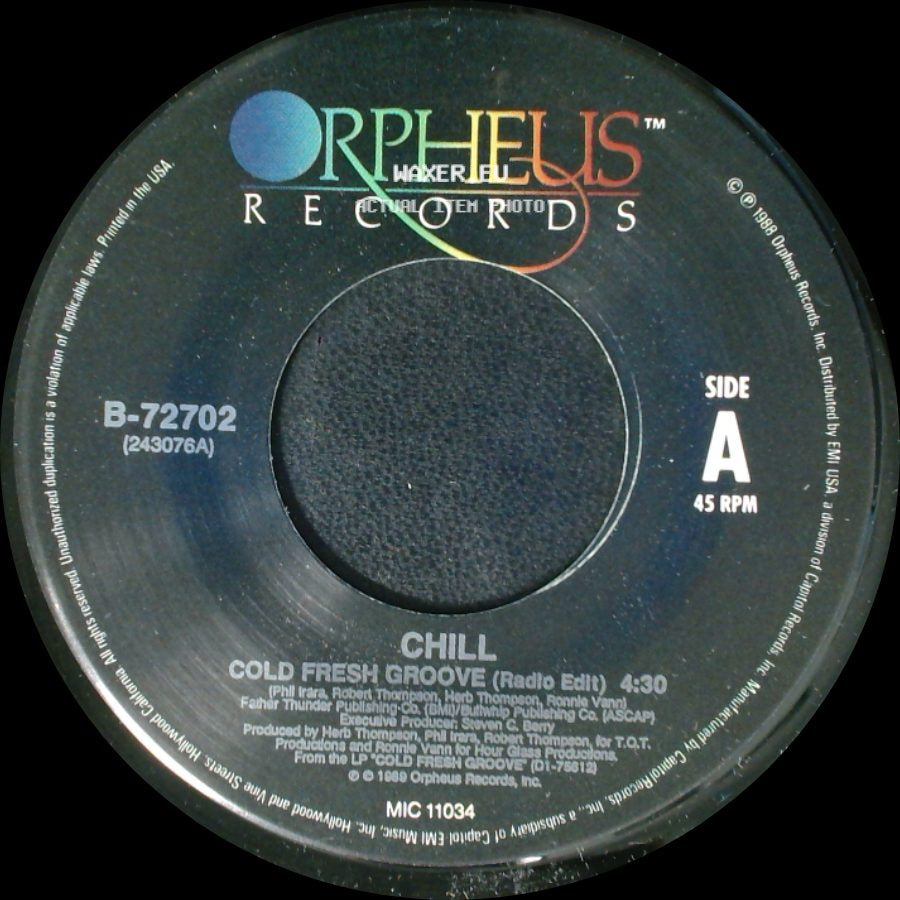 Chill - Cold Fresh Groove (Radio Edit) / Cold Fresh Groove (Underground Radio Mix) side A