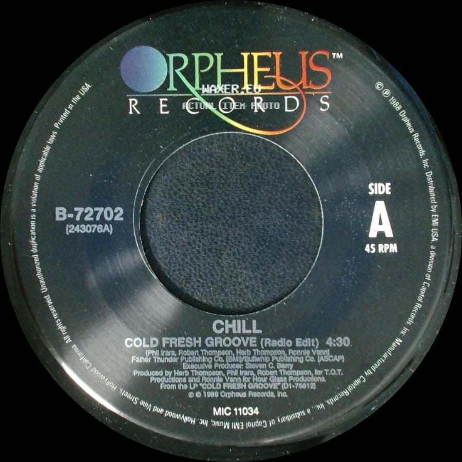 Chill - Cold Fresh Groove (Radio Edit) / Cold Fresh Groove (Underground Radio Mix) side A