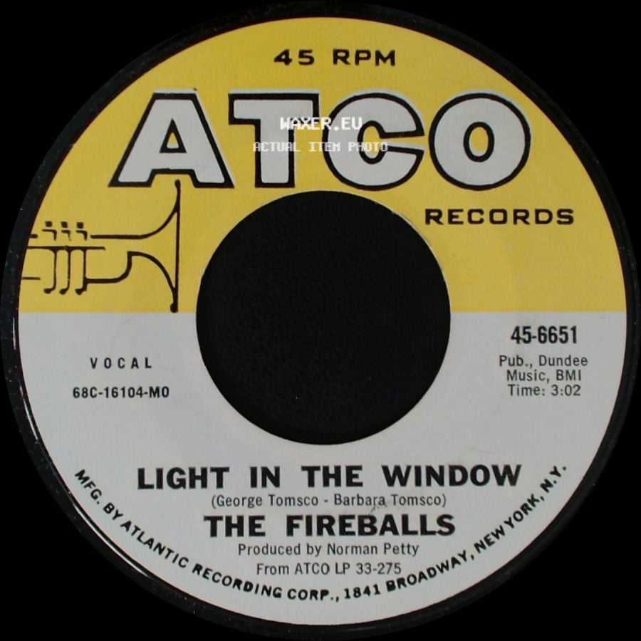 The Fireballs - Long Green / Light In The Window side B