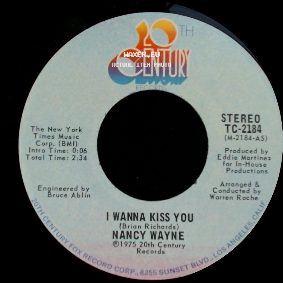 Nancy Wayne - Cold Carolina Morning / I Wanna Kiss You side B