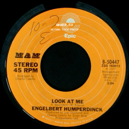 Engelbert Humperdinck - Look At Me / Lover's Holiday side A