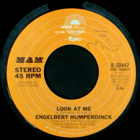 Engelbert Humperdinck - Lover's Holiday / Look At Me side B