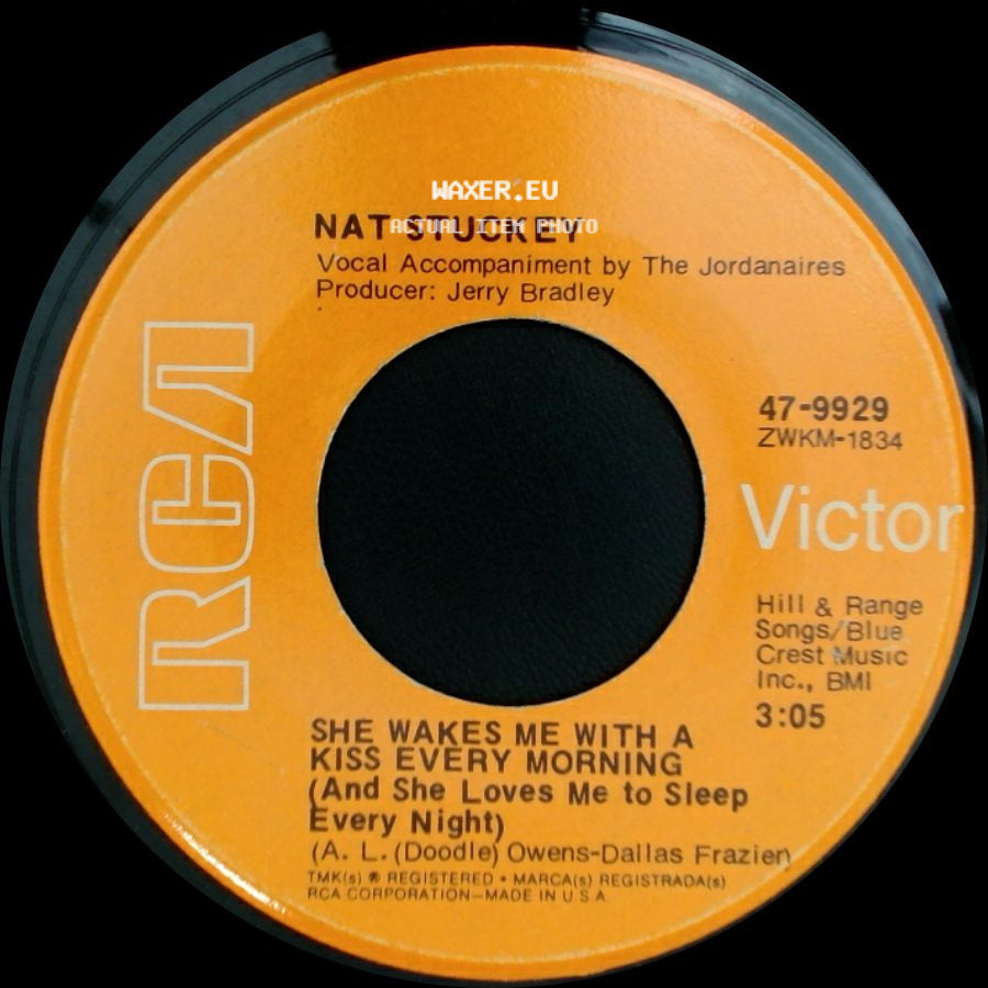 Nat Stuckey - The Devil Made Me Do That / She Wakes Me With A Kiss Every Morning (And She Loves Me To Sleep Every Night) side B