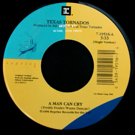 Texas Tornados - (Hey Baby) Que Paso / A Man Can Cry side B