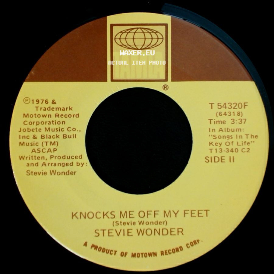 Stevie Wonder - I Ain't Gonna Stand For It / Knocks Me Off My Feet side B