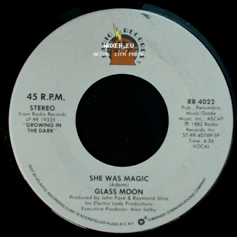 Glass Moon - She Was Magic / On A Carousel side A