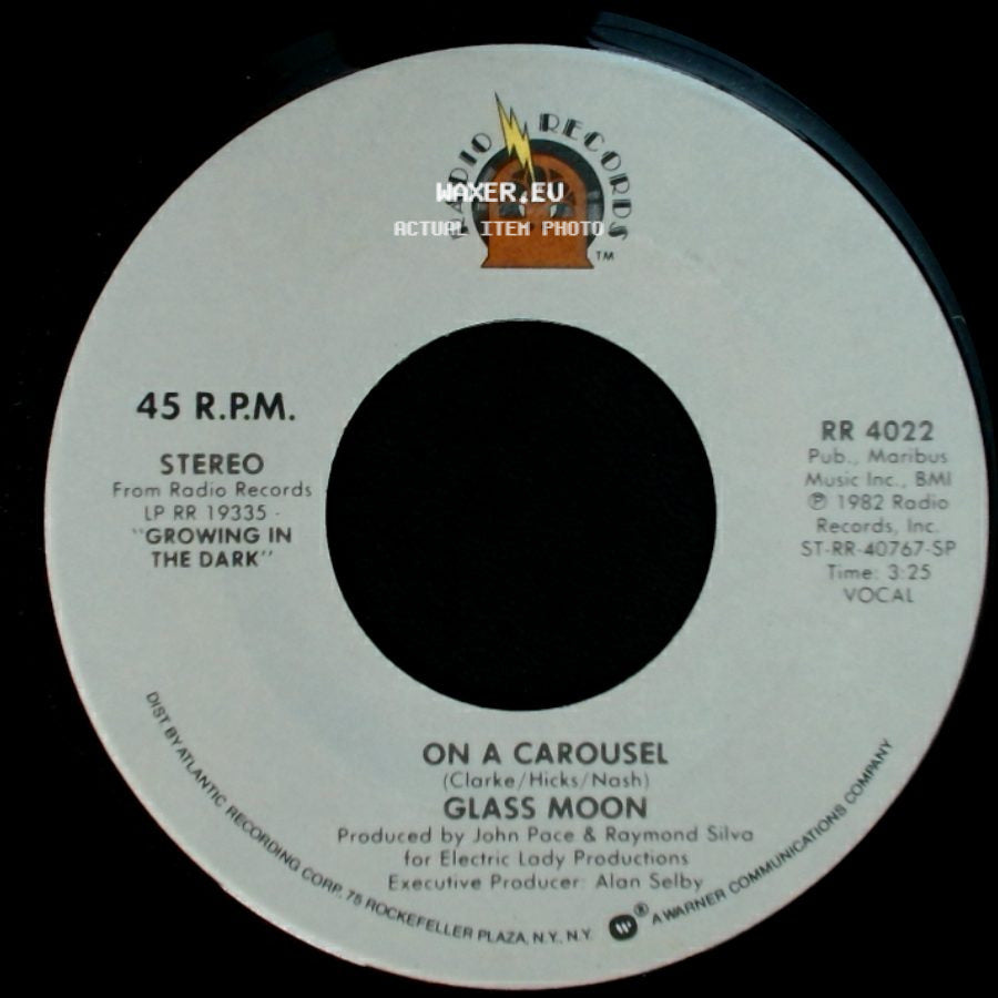 Glass Moon - She Was Magic / On A Carousel side B
