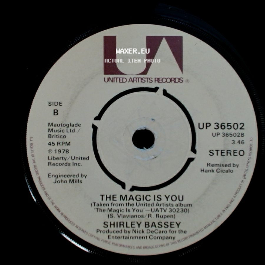 Shirley Bassey - This Is My Life (La Vita) / The Magic Is You side B