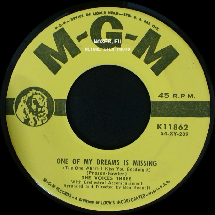 The Voices Three - Sure-Fire Kisses / One Of My Dreams Is Missing (The One Where I Kiss You Goodnight) side B